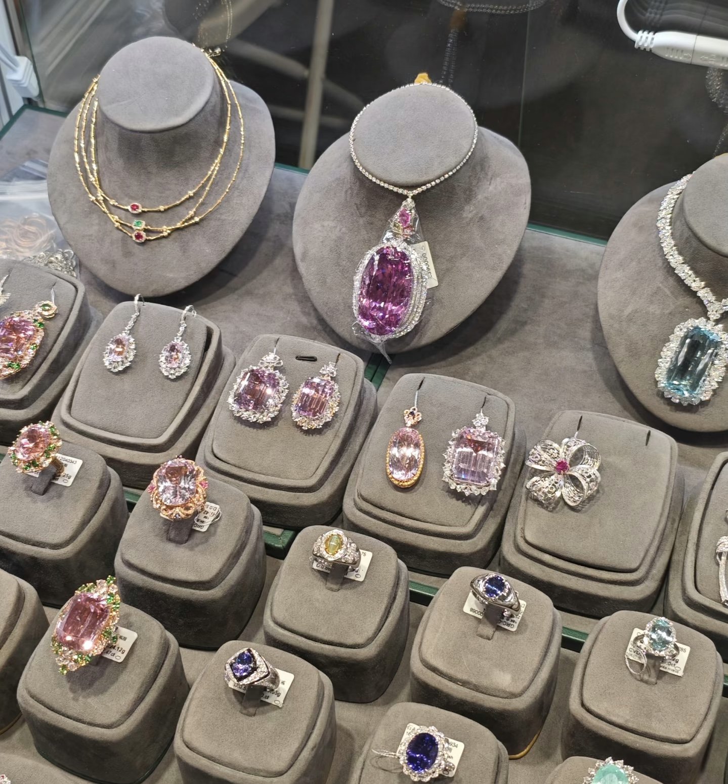 新消费派丨Z世代重塑珠宝行业发展逻辑 顺应趋势方能脱颖而出