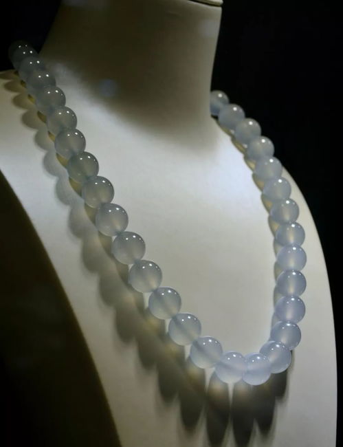 深圳水贝 定制奢华珠宝的翡翠镶嵌改造工艺与交易新篇章