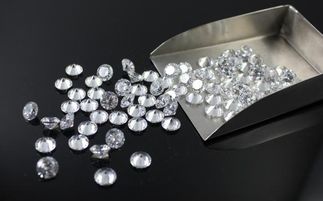 碎钻不值钱？你信了，你就亏大了！——揭秘珠宝交易中的碎钻价值误区