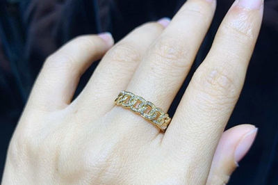 8898元钻戒的二手市场价值评估与交易指南